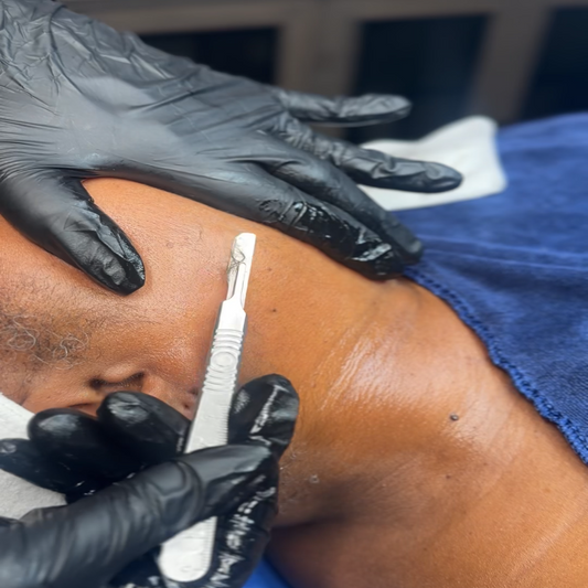 Dermaplane GLOW